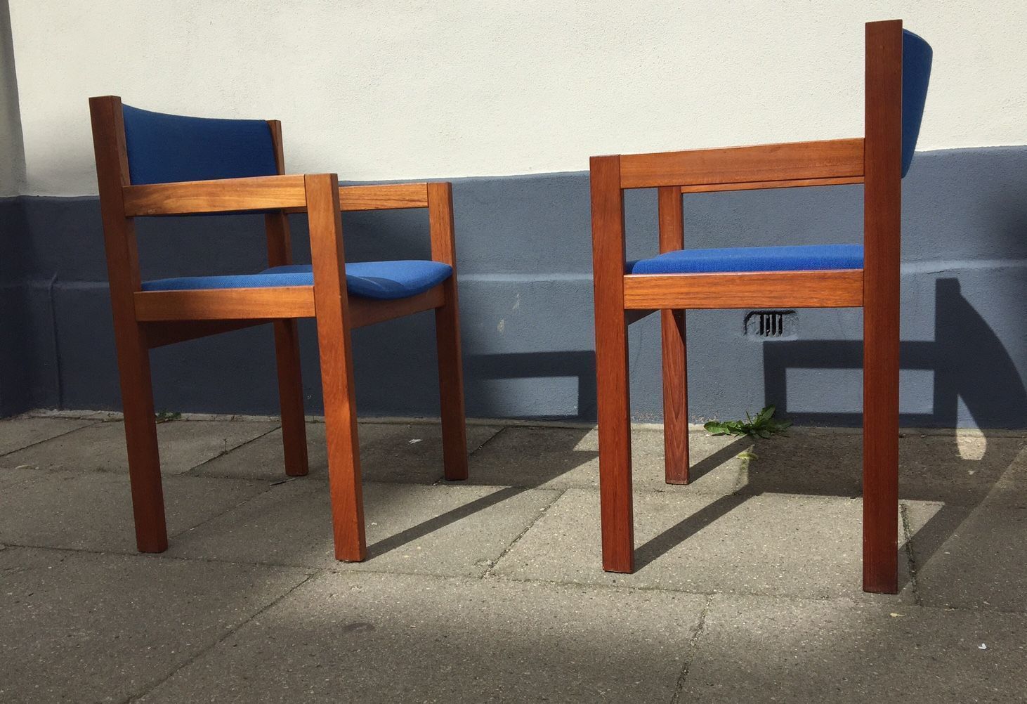 Mid Century Cubistische Teakhouten Fauteuils Van Erik Kirkegaard Voor Høng, Jaren 1960, Set Van 2 photo furniture