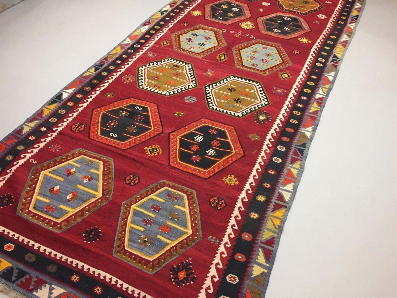 Liberty Old Turkish Kilim Kelim, 328x154cm Country House Boho Vintage Rustic Antique photo furniture