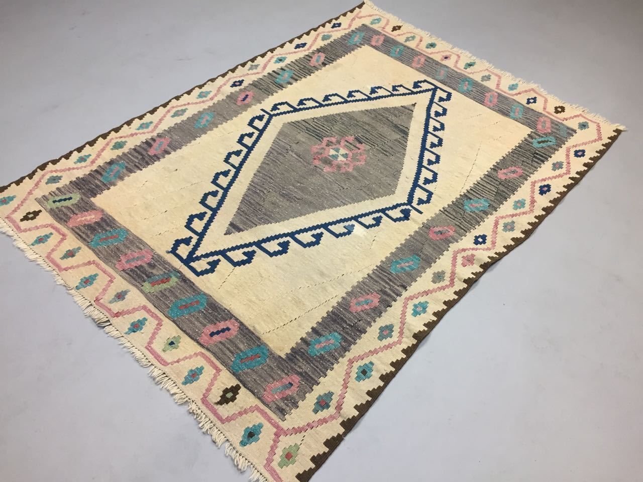 Vintage Turkish Kilim Kelim Rug 170x128cm Shabby Wool, Country Home photo furniture