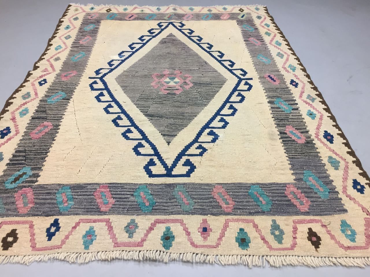 Vintage Turkish Kilim Kelim Rug 170x128cm Shabby Wool, Country Home photo for sale