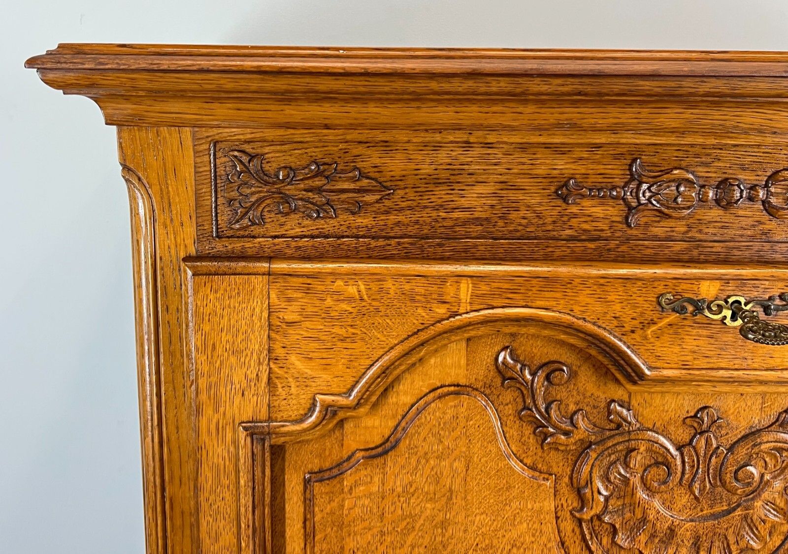 French Style Oak Cabinet Cupboard Storage Drawers Carved Armoire Lot 3757 photo for sale