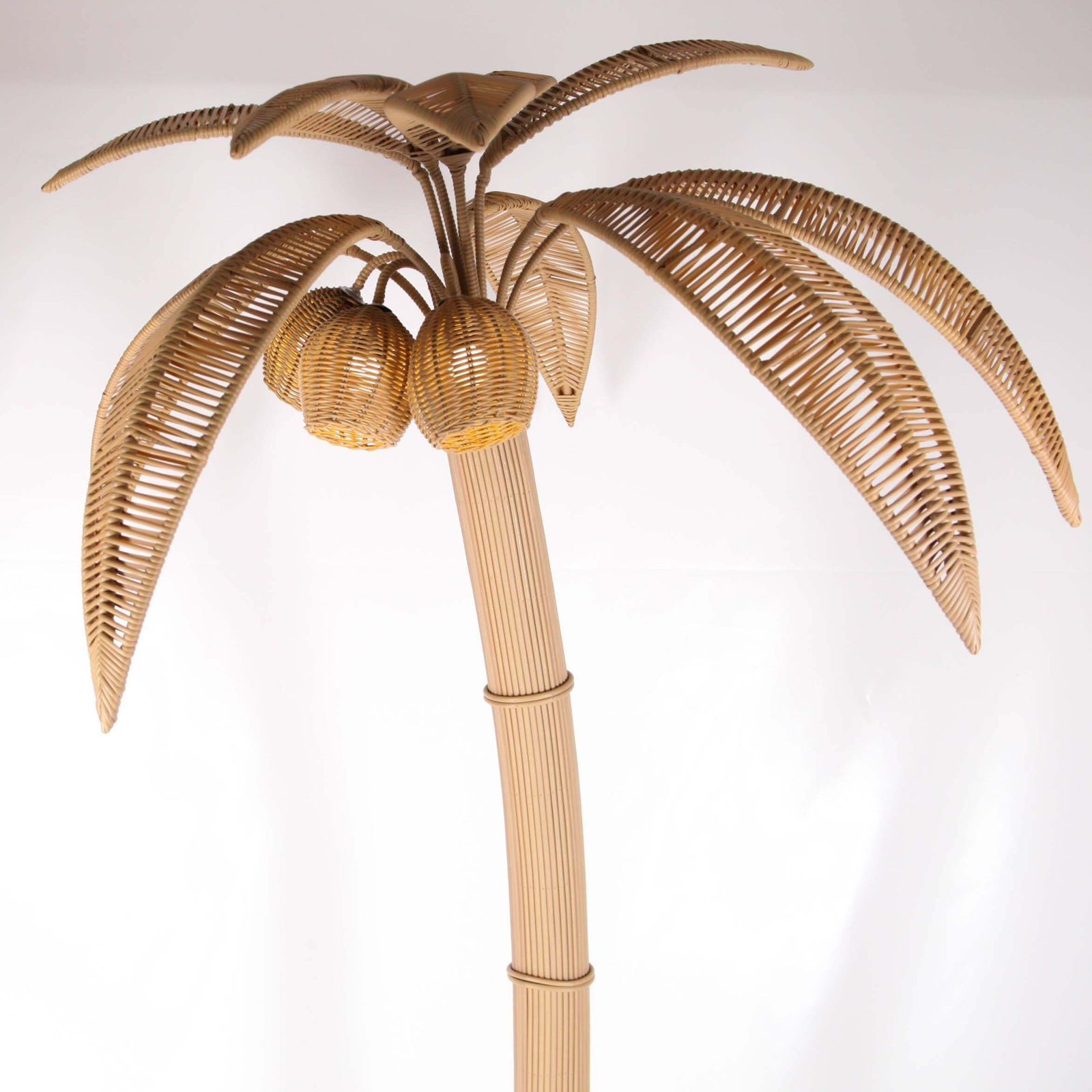 Synthetic "Rattan" Coconut Tree / Palm Tree Outdoor Floor Lamp photo furniture