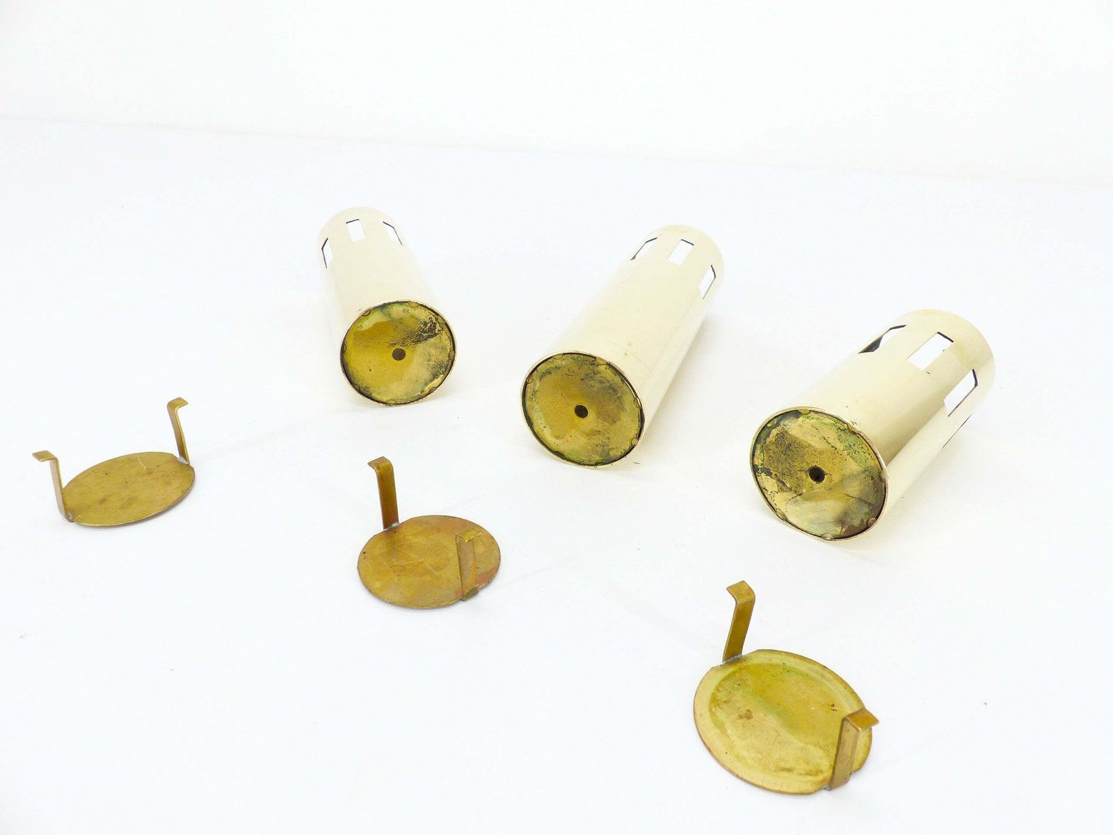 Set Of 3 Modernist Brass Tealight Holders, Design Kullamässing, Sweden, 1960 1970 photo 125.0