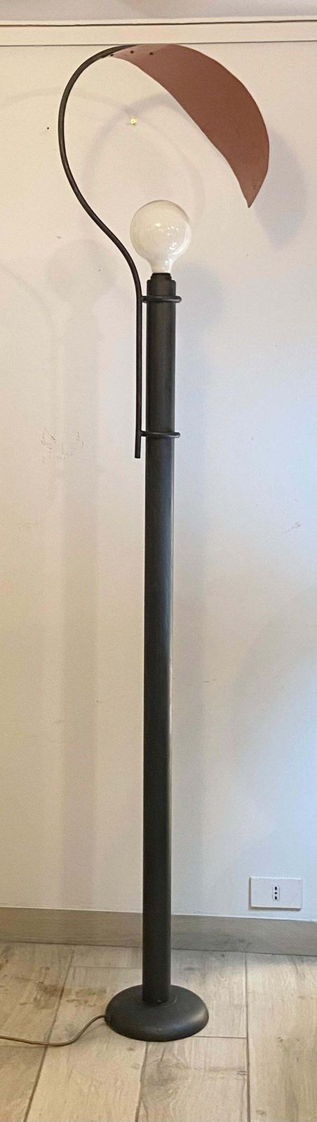 Floor Lamp In Black Painted Metal And Large Copper Leaf, Italy, 1980s photo Lighting