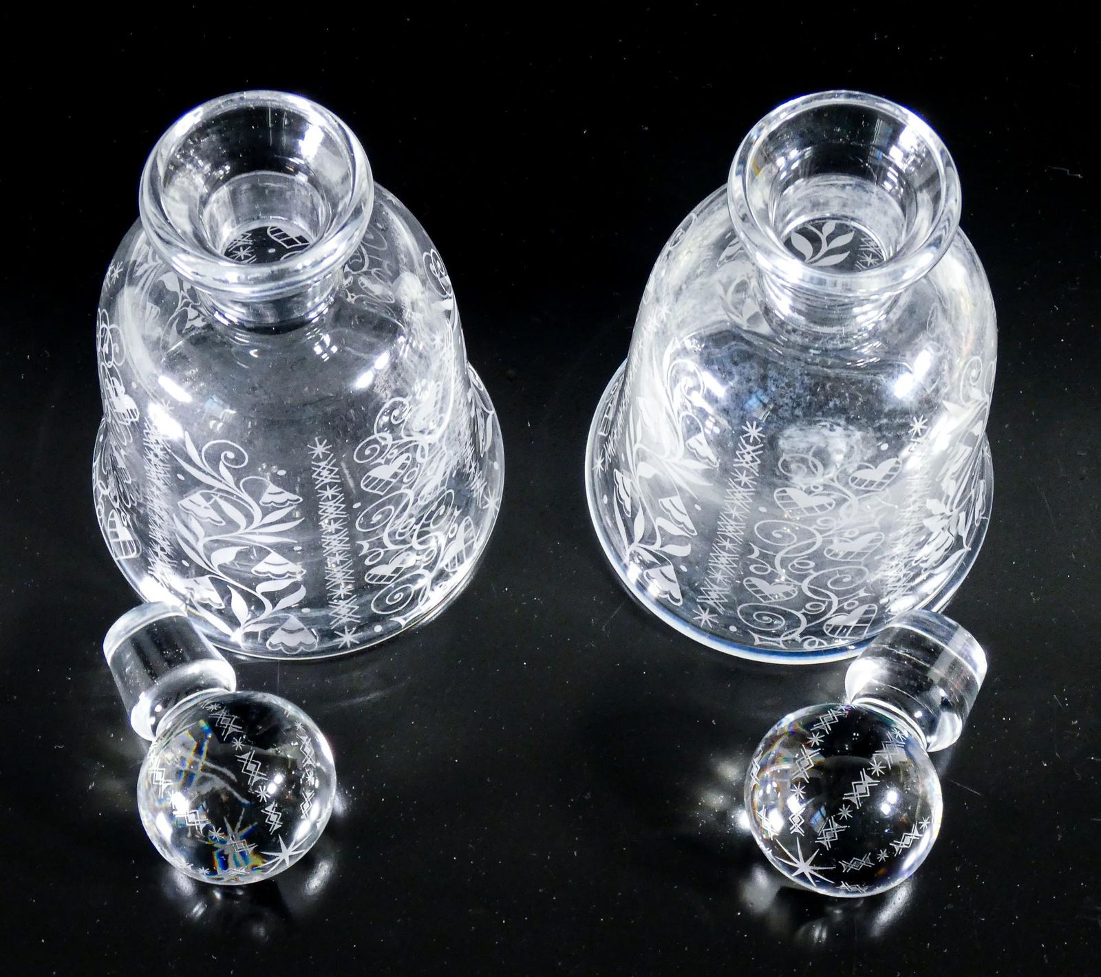 Pair Of Baccarat Crystal Bottles, Morivo Argentina. France, 1940s photo buy