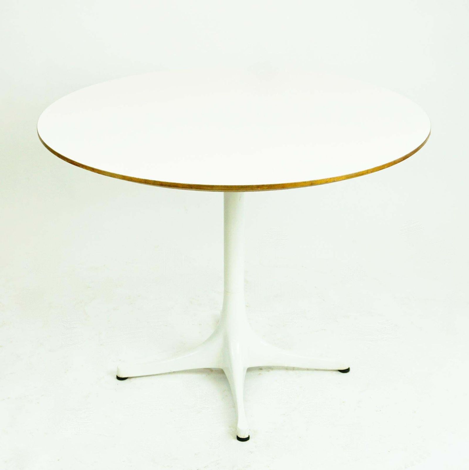 White Pedestal Coffee Side Table By George Nelson For Herman Miller, USA, 1960s photo for sale