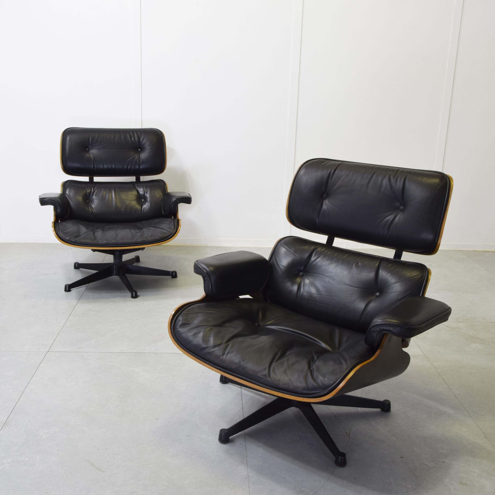 Charles Eames Lounge Chair For Herman Miller 1970s. (First Production) photo vintage