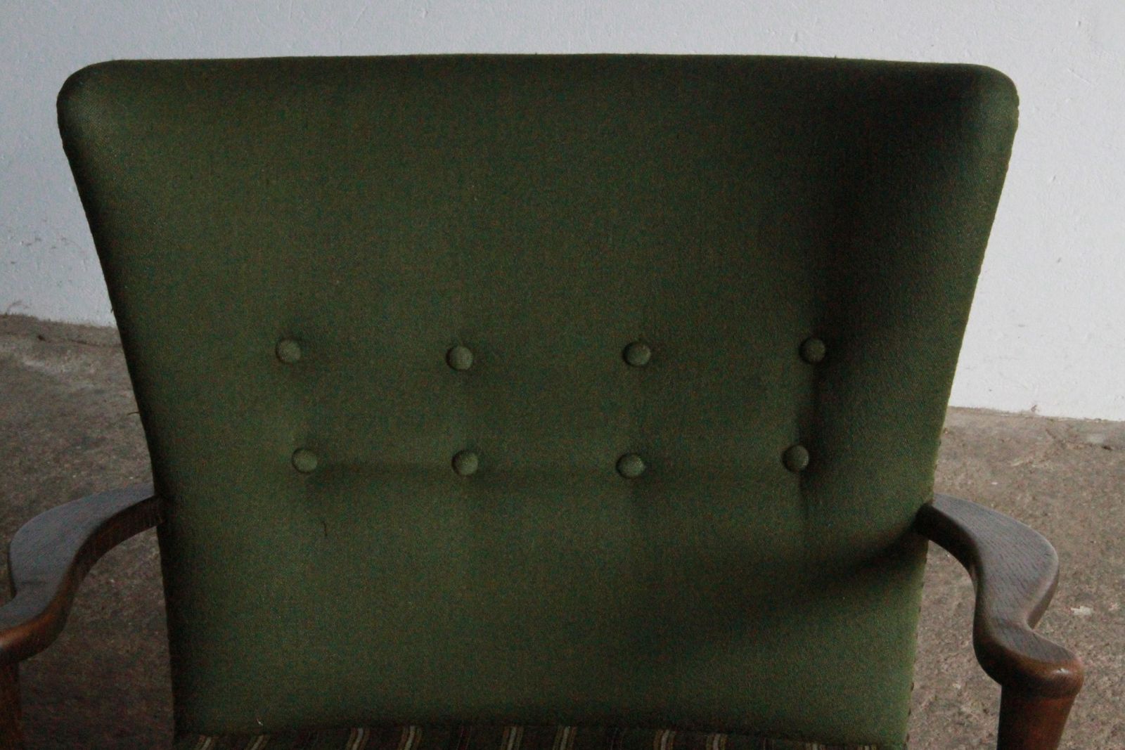 photo buy Mid Century Lounge Chair In Dark Stained Oak In The Style Of Of Viggo Boesen, 19