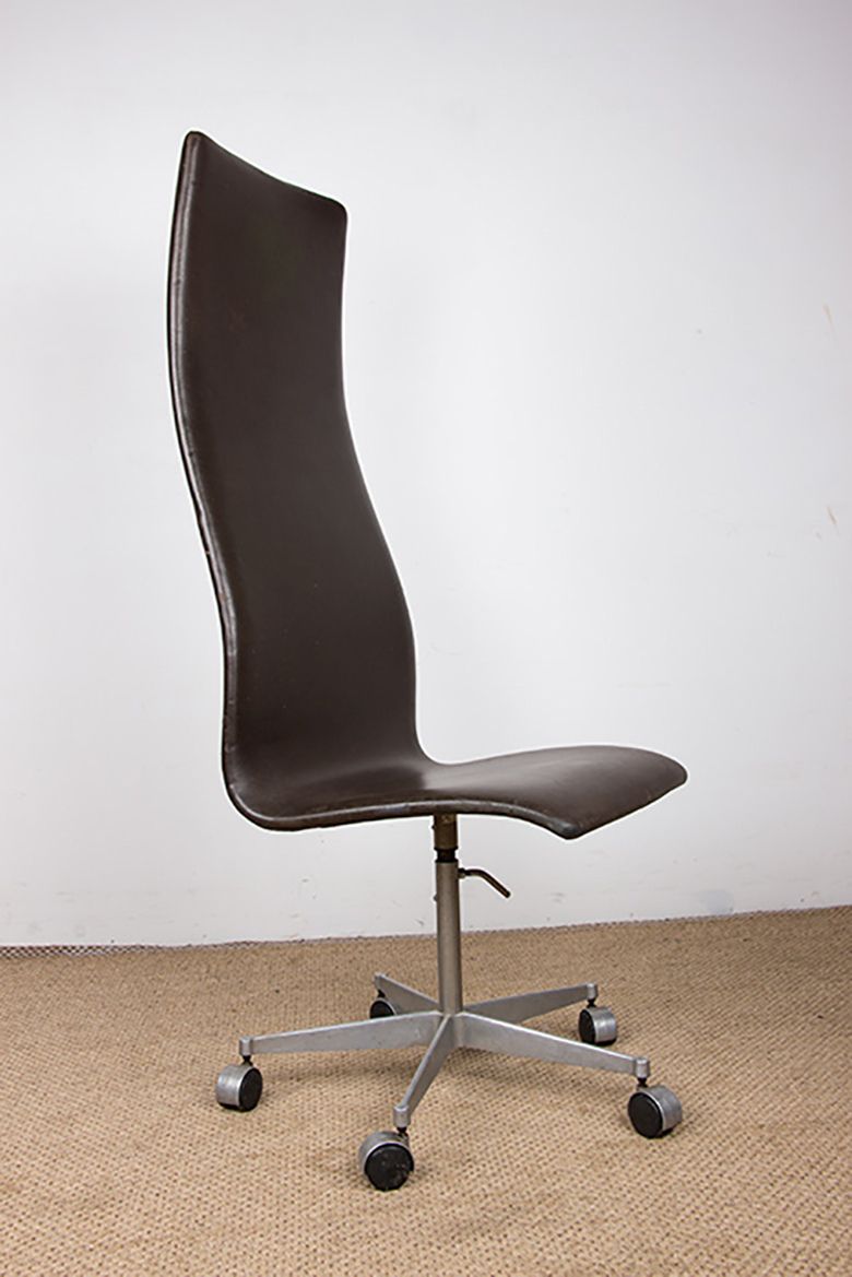 Lot de 4 fauteuils de bureau à dossier haut en cuir et aluminium, modèle Oxford, par Arne Jacobsen pour Fritz Hansen, 1980. photo for sale