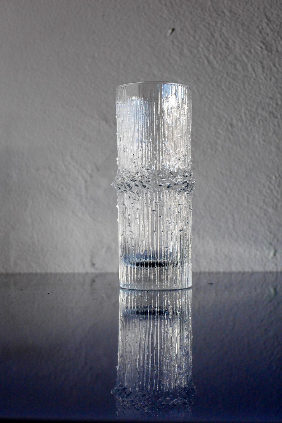 photo furniture Finnish Art Glass Vase, Known As “Niva”, Made By Tapio Wirkkala For Iittala
