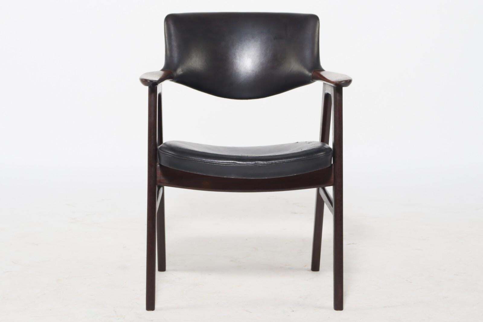 Armchair By Erik Kirkegaard For Høng Stolefabrik photo furniture