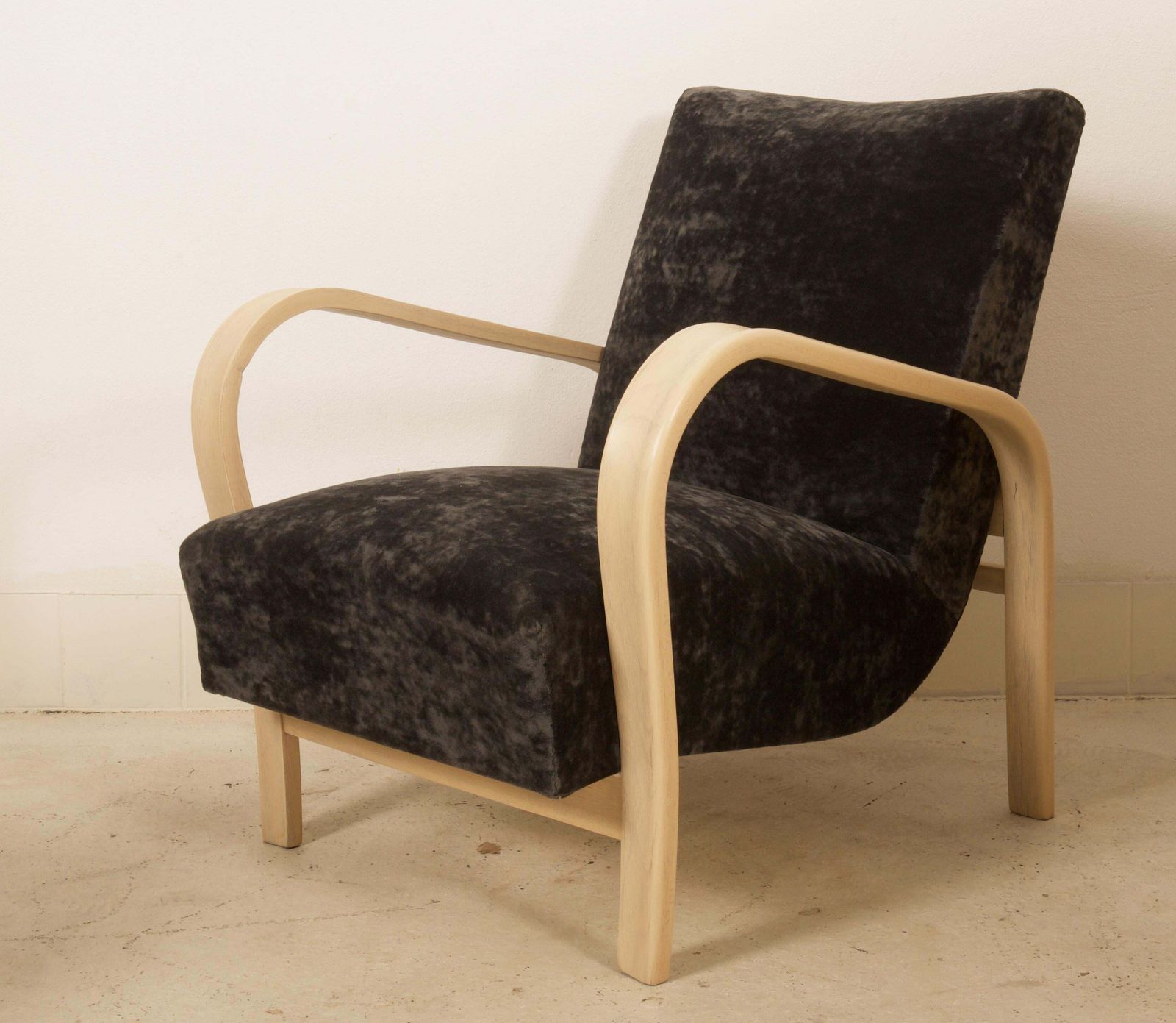 Art Deco Lounge Chair By Jindrich Halabala photo for sale