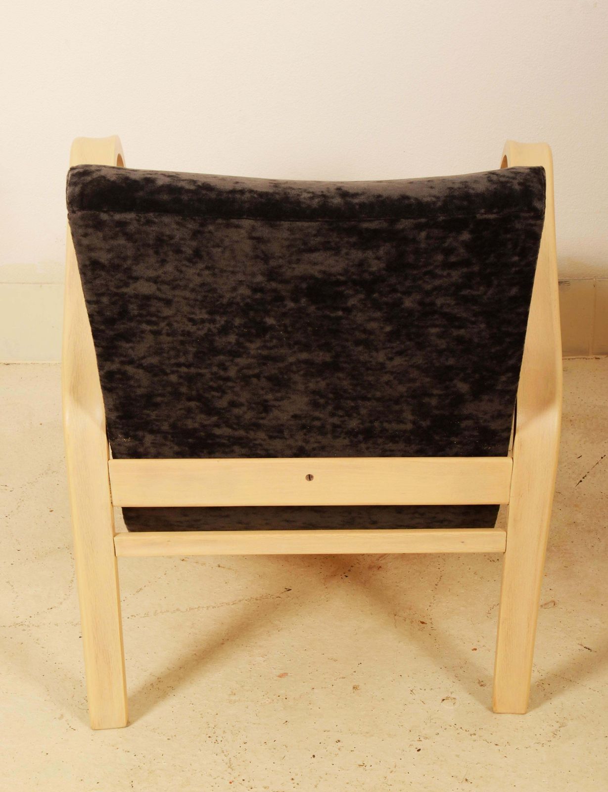 2233.0 Art Deco Lounge Chair By Jindrich Halabala photo