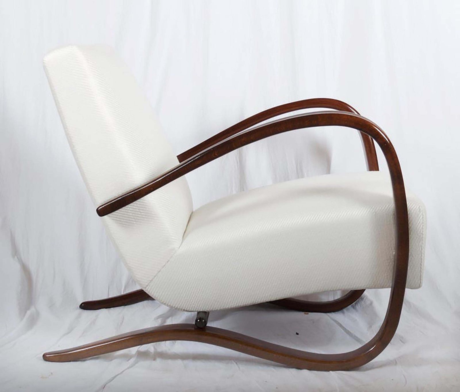 Art Deco Thonet H269 Armchair By Jindřich Halabala photo 4634.0