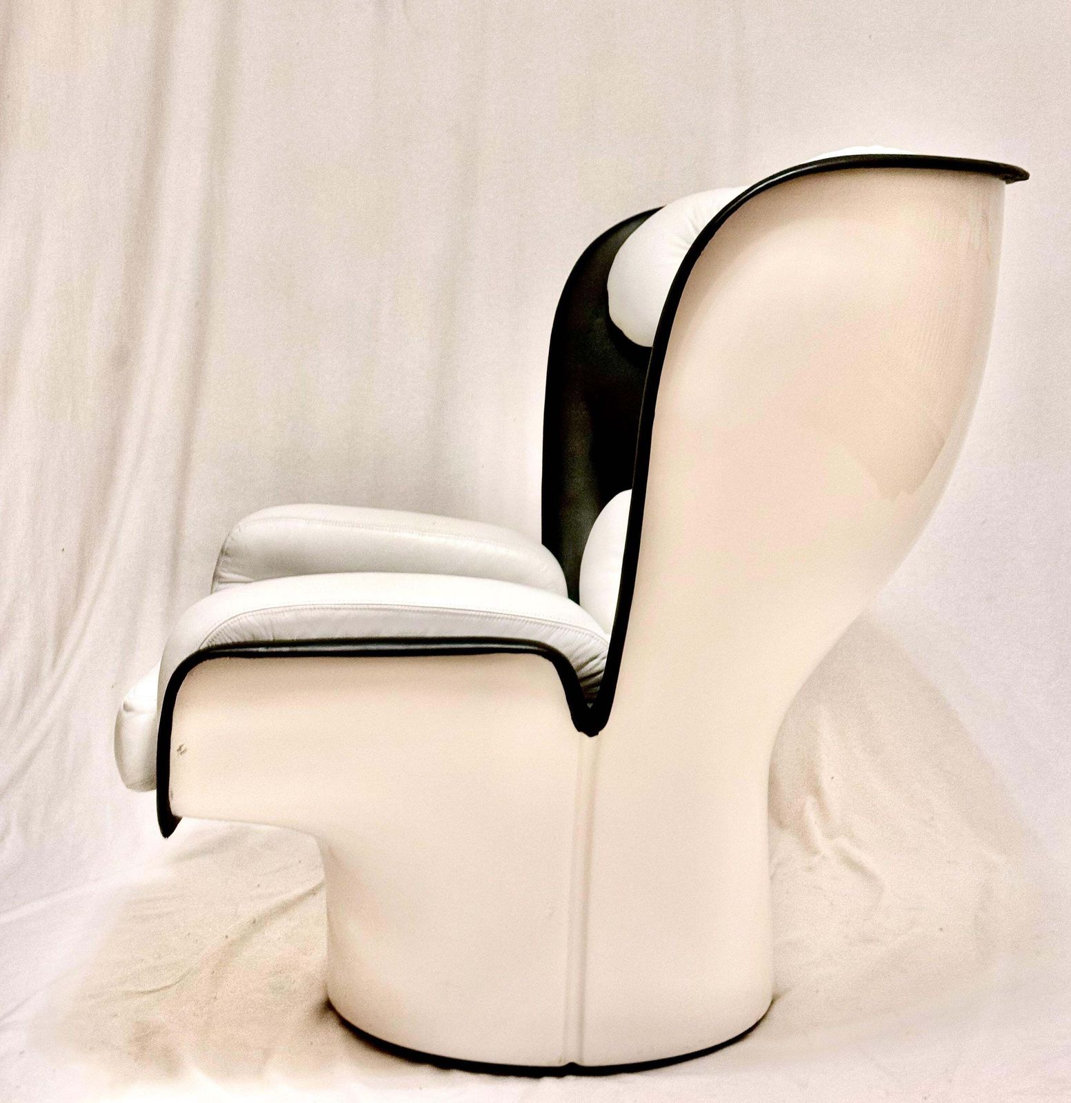 photo for sale Joe Colombo Swivel "Elda" Leather Lounge Chair