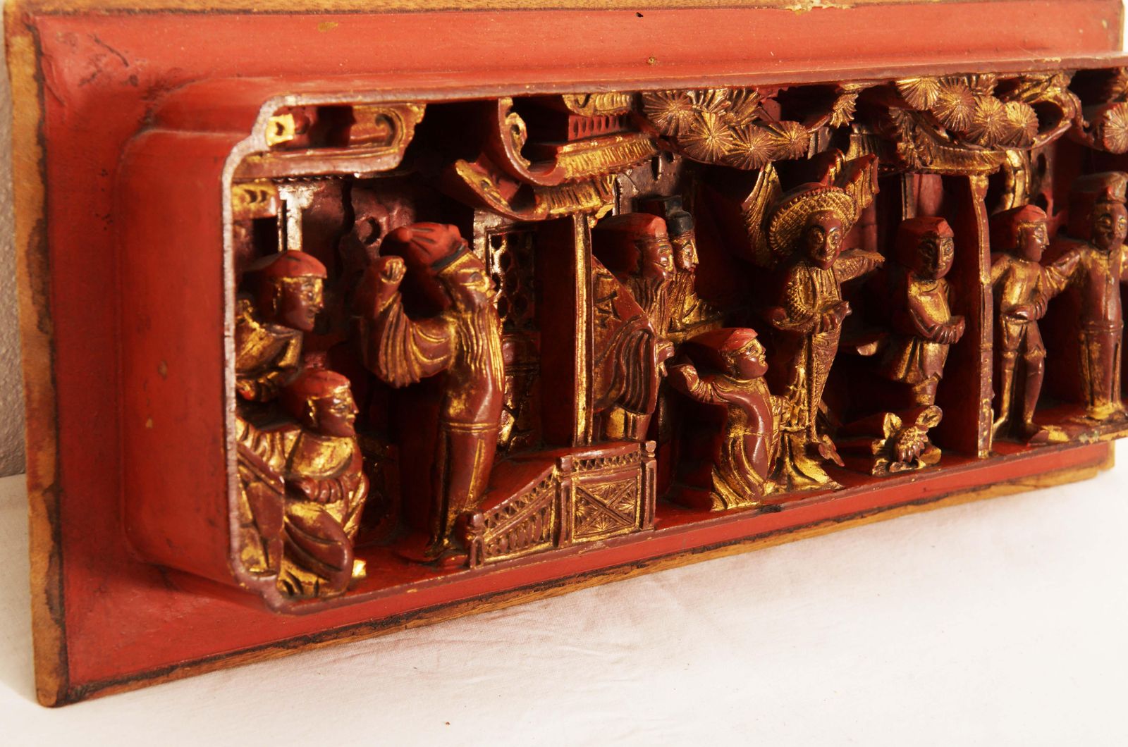 Chinese Carved Wooden Gilded Panel Wall Decoration photo for sale
