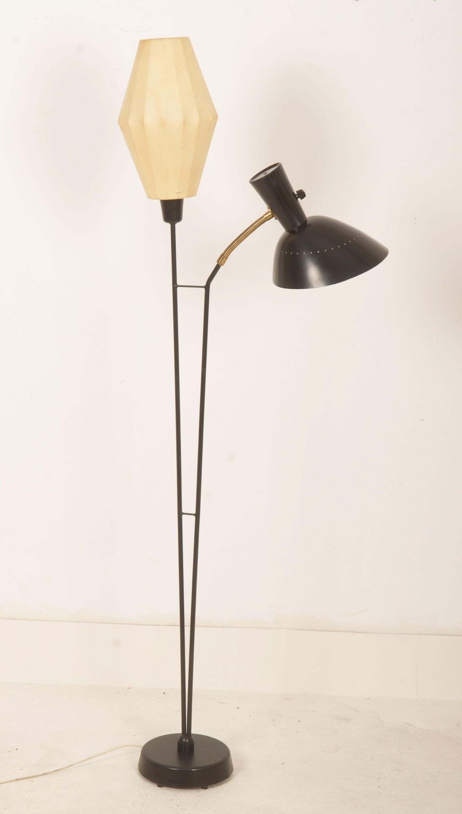 Zeldzame Vloerlamp Van Hans Bergström Voor Ateljé Lyktan, Ca. Jaren 1950 photo furniture