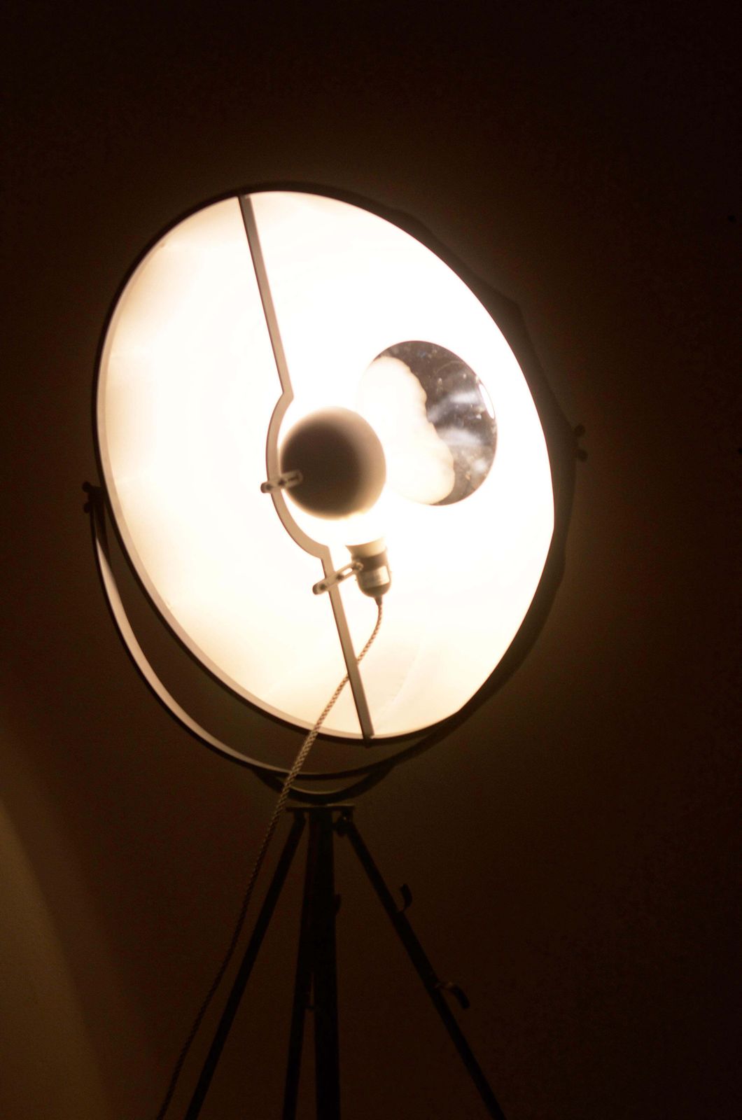 photo furniture Mariano Fortuny Projecteur 1907 Floor Lamp For Ecart Paris