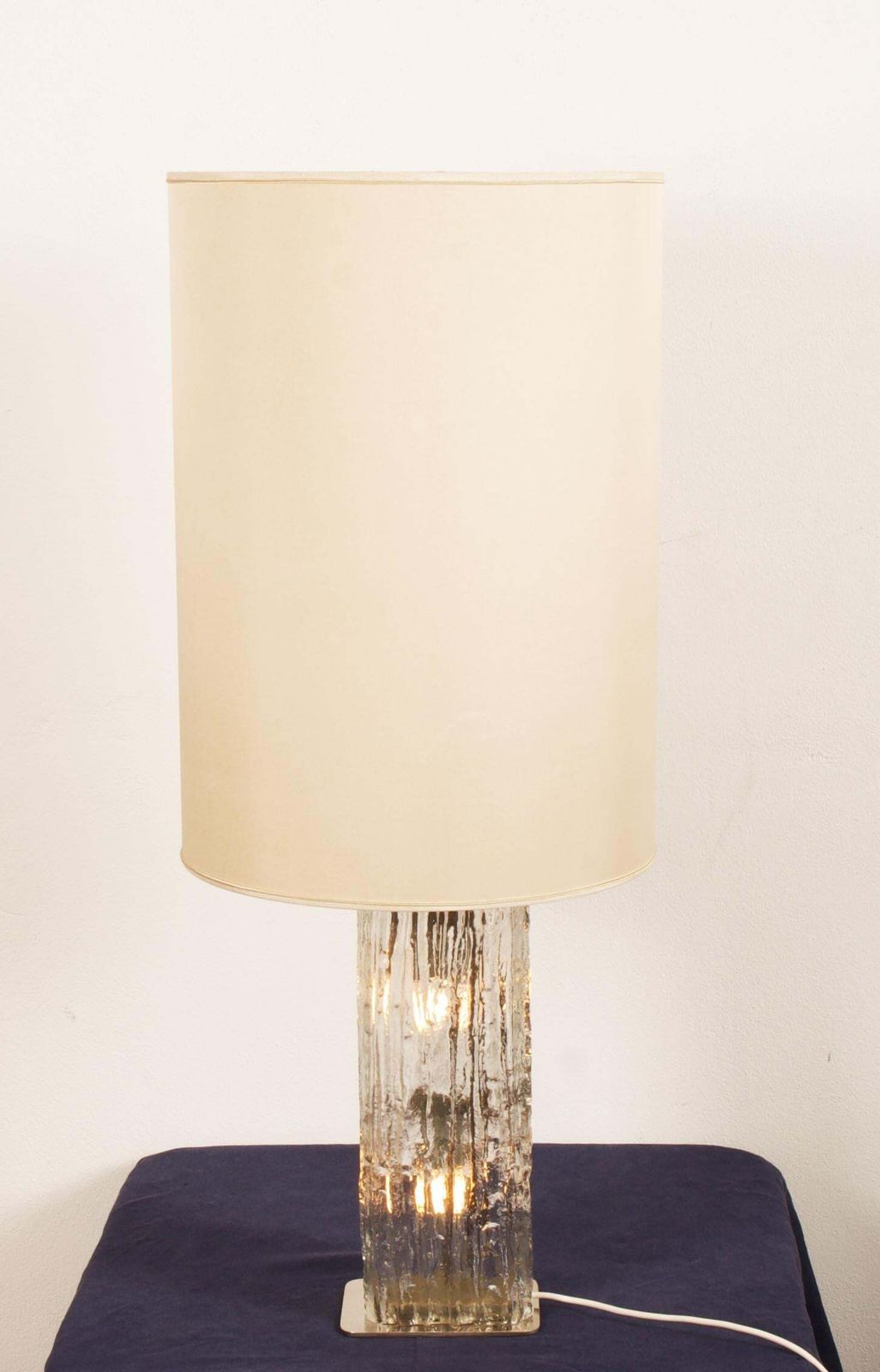 photo furniture Table Lamp By Kalmar Frankenberg With An Illuminated Ice Glass Stand