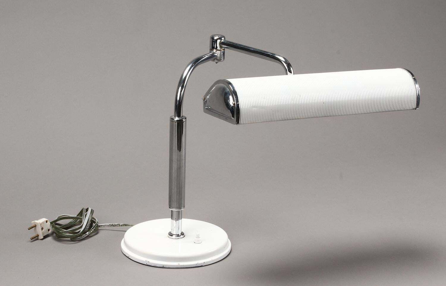 Eileen Gray Jumo Desk Lamp photo vintage