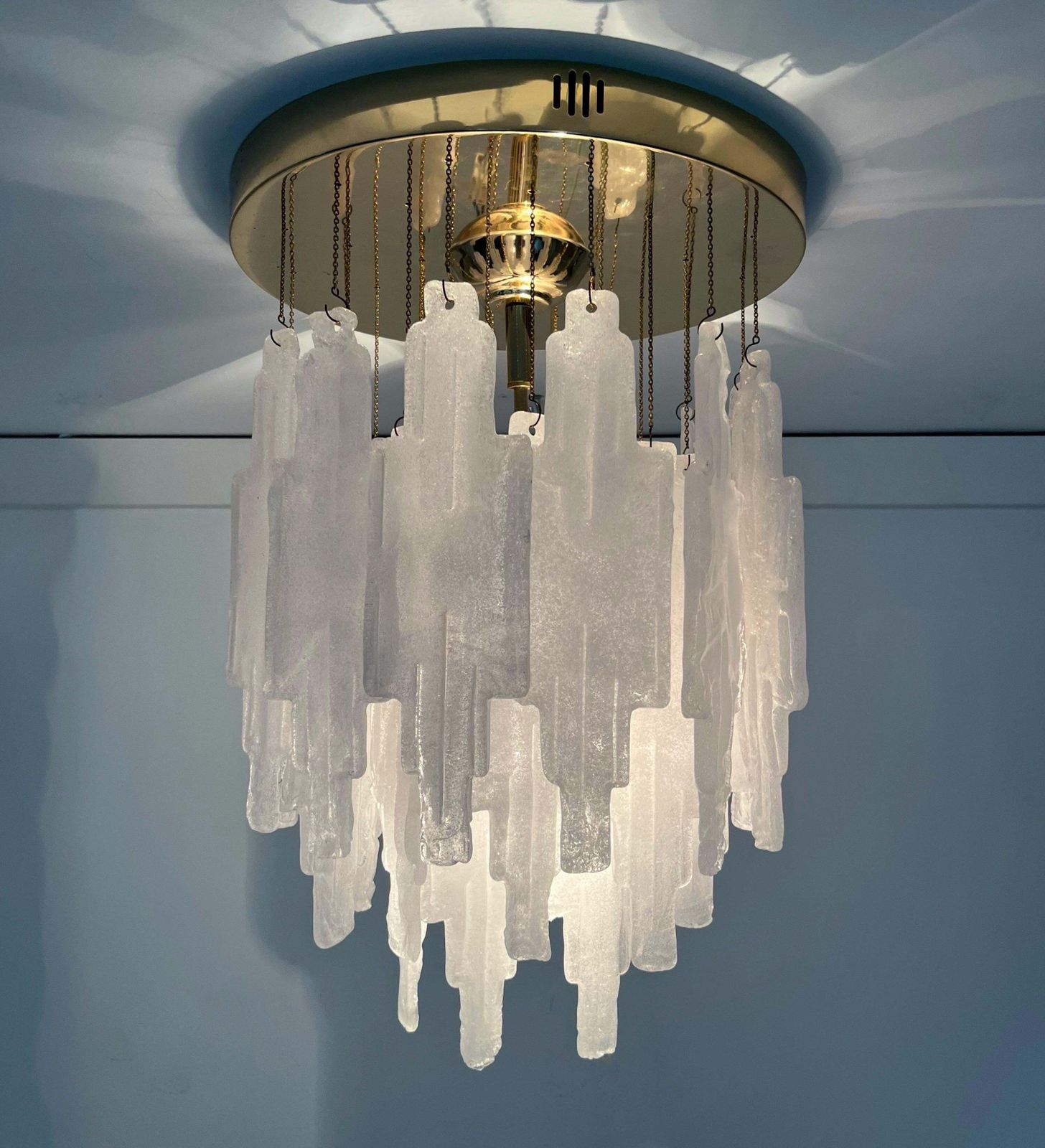Italian Mid Century Snow White Murano Glass Chandelier By Poliarte, 1970s photo for sale