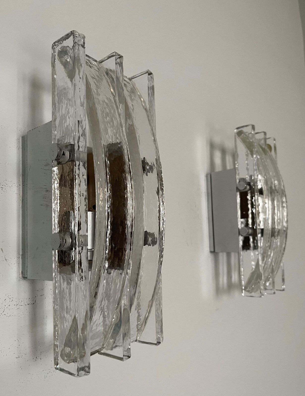 Italian Midcentury Pair Of Clear Murano Wall Sconces By Poliarte, 1970s photo furniture