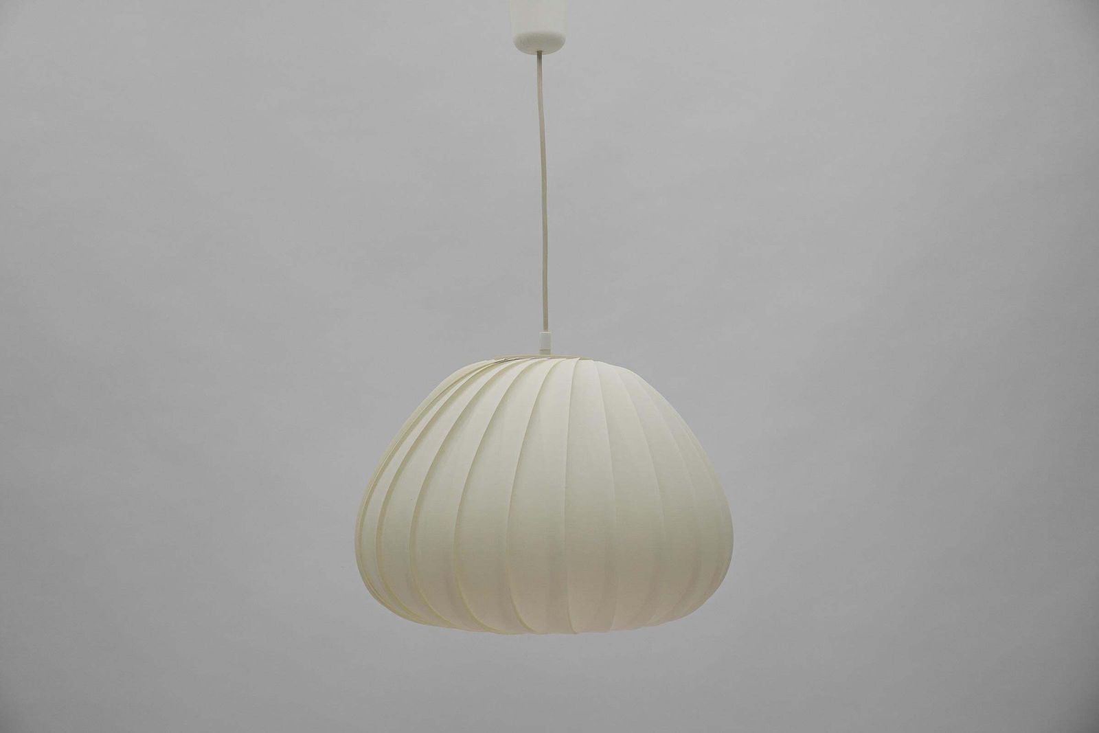 Scandinavian Space Age Slat Lamp, 1960s photo vinterior
