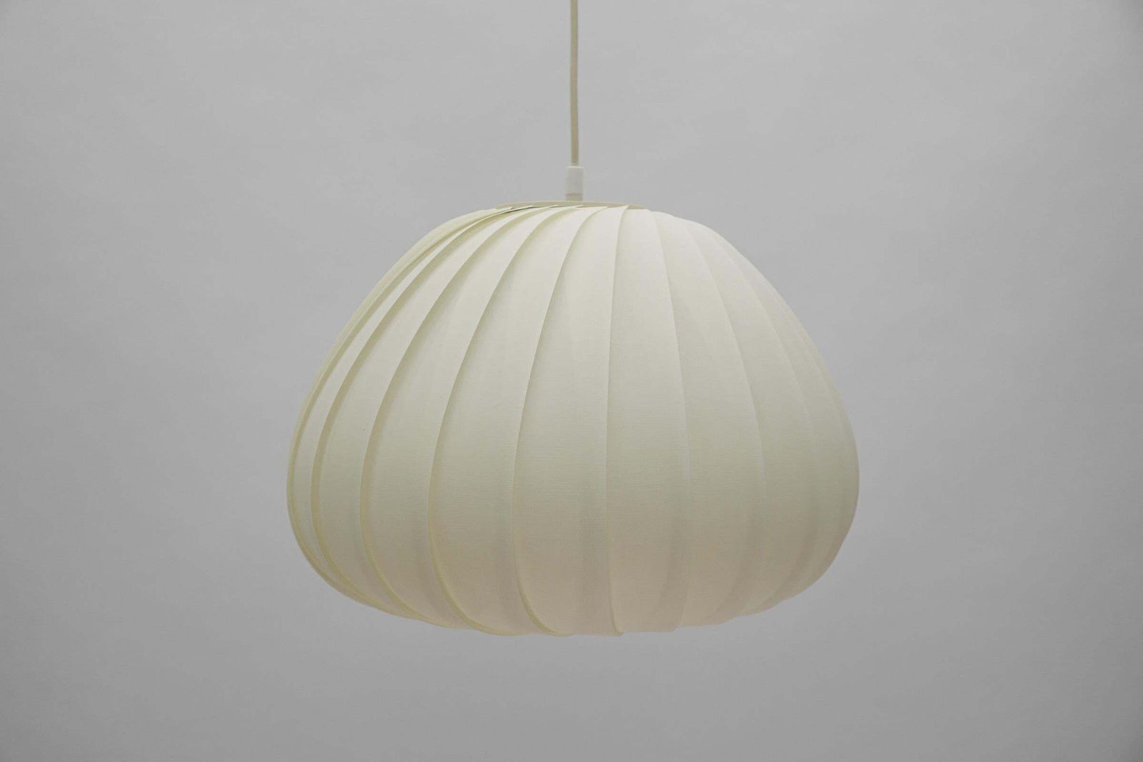 photo furniture Scandinavian Space Age Slat Lamp, 1960s