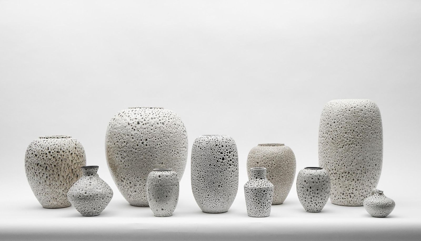 White & Black Studio Ceramic Floor Vase By Wilhelm & Elly Kuch, 1960s, Germany photo vintage