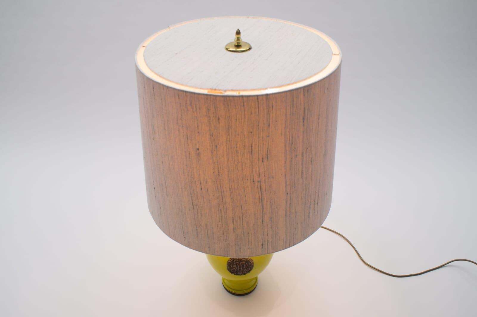 Oatmeal And Yellow Gilt Glazed Ceramic Table Lamp By Ugo Zaccagnini, Italy 1960s photo vinterior