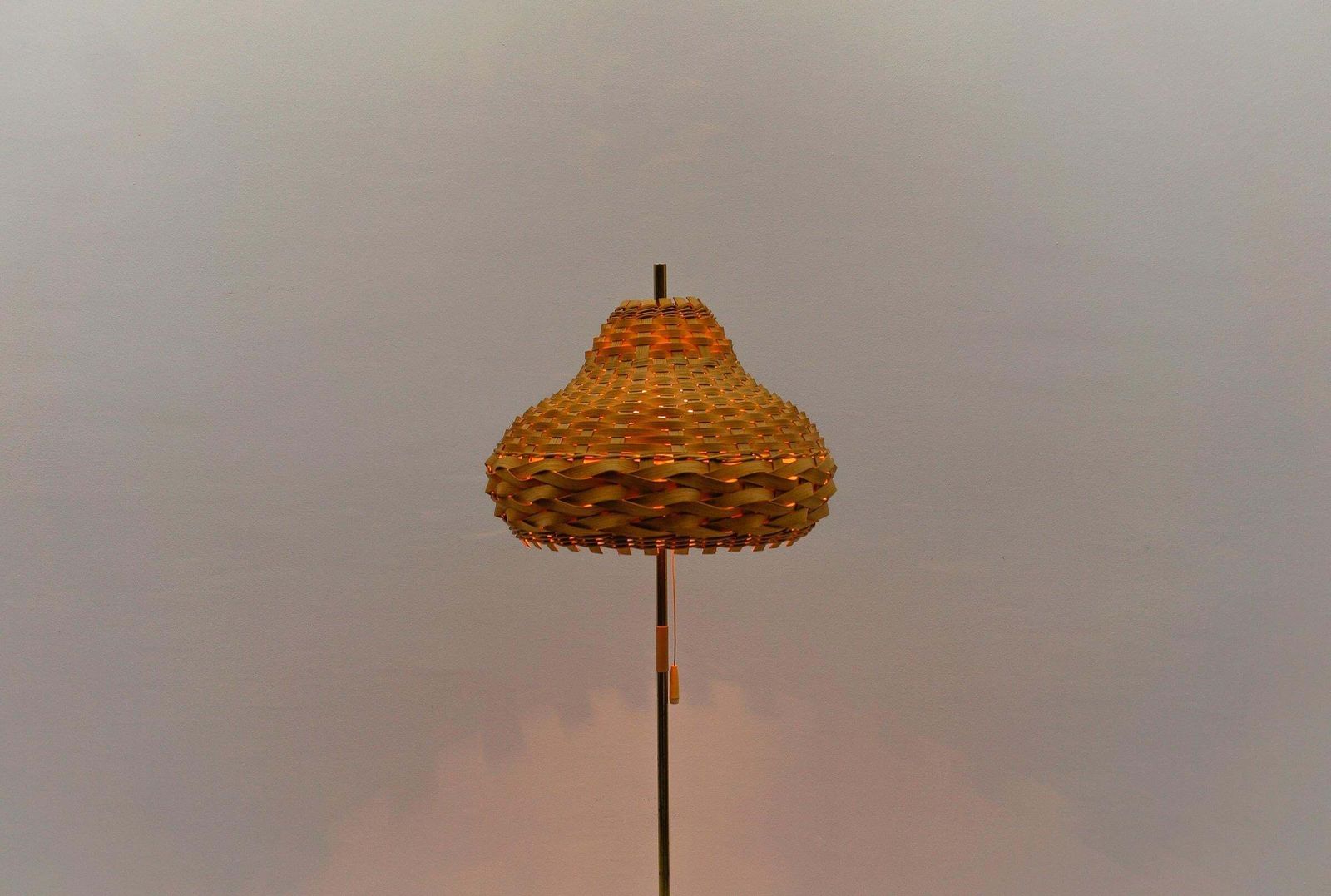 Mid Century Modern Tripod Brass Floor Lamp, 1950s Italy photo vintage