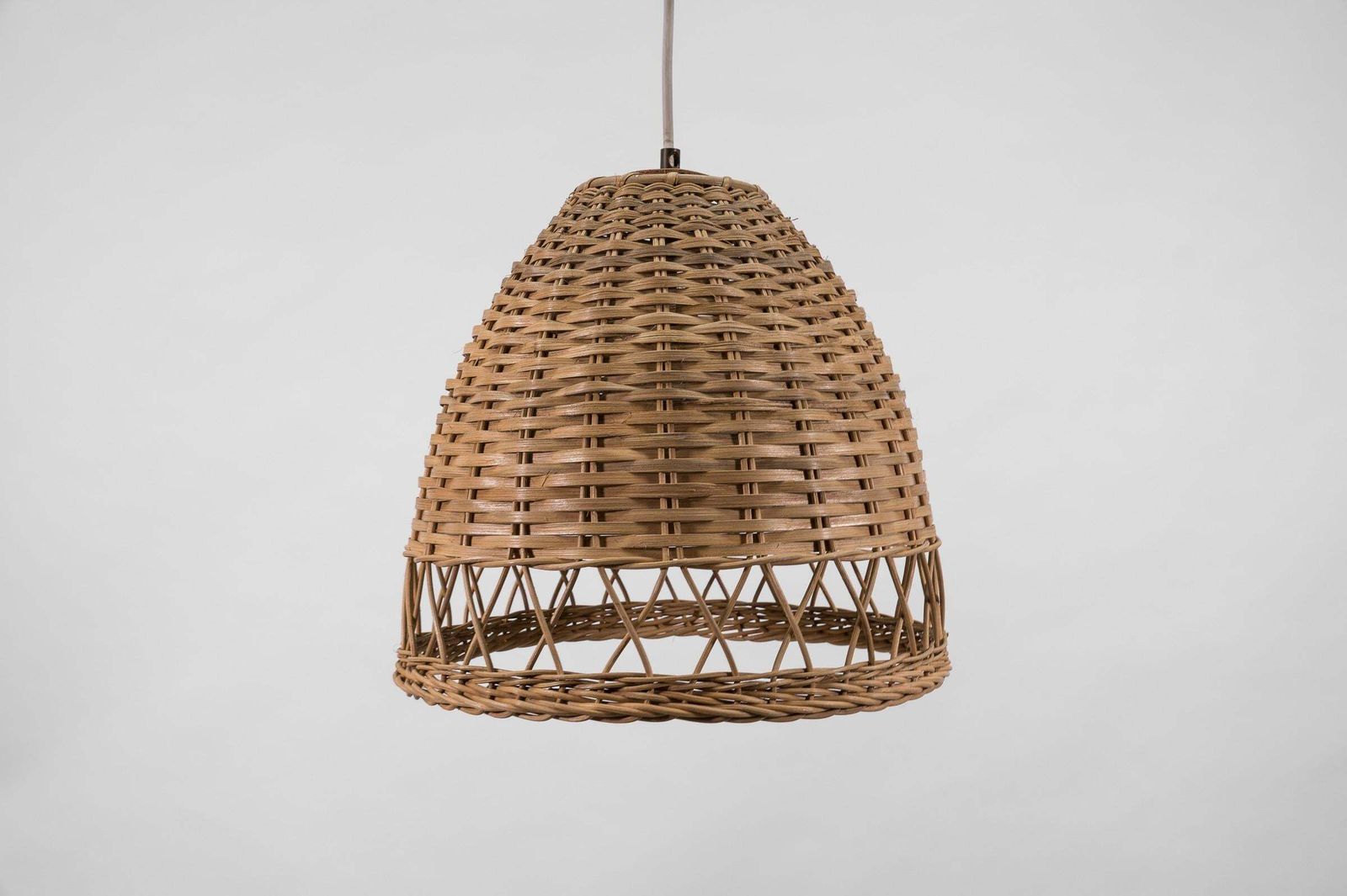 Lovely Mid Century Modern Wicker Pendant Lamp, 1960s Italy photo for sale