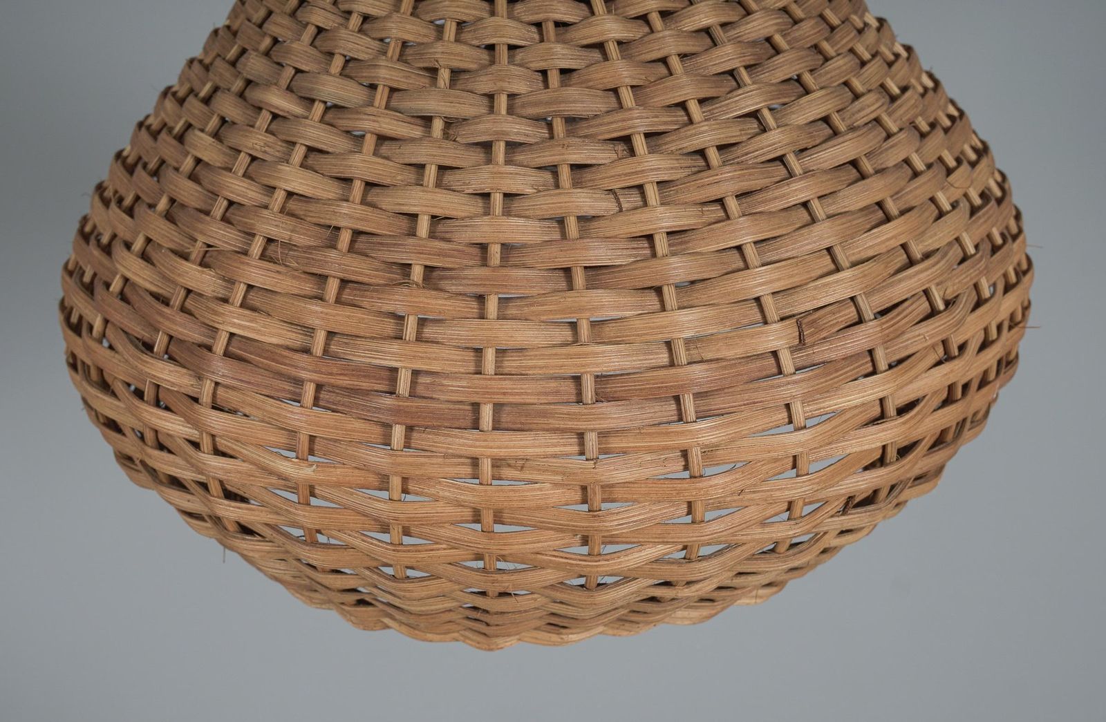 Lovely Mid Century Modern Wicker Pendant Light, 1960s photo vintage
