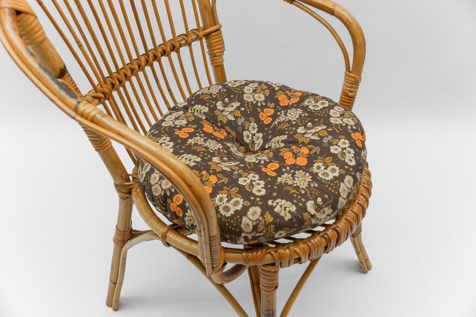 photo vintage Set Of Four Italian Rattan/Bamboo Armchairs, 1960s