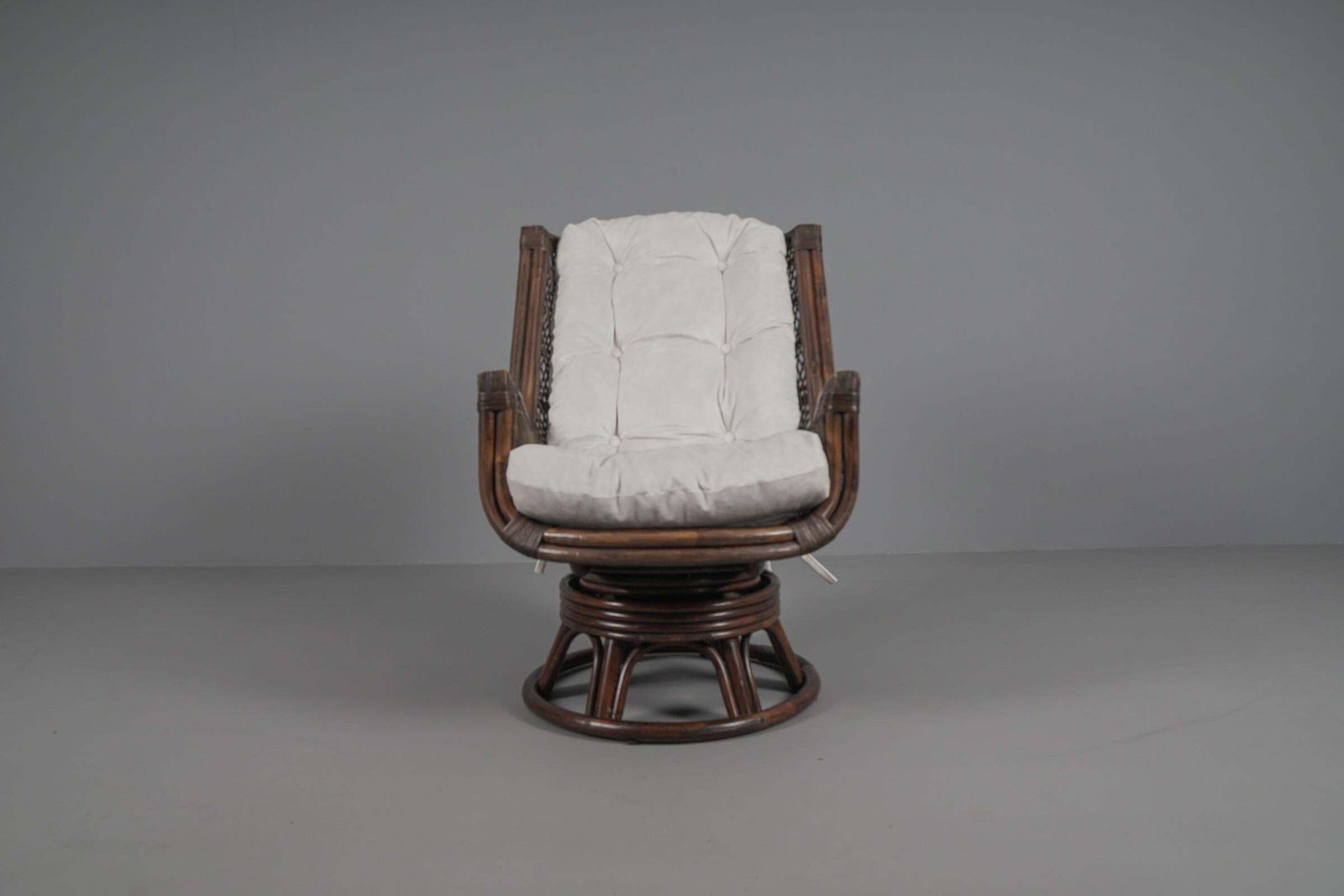 photo vintage New Upholstered Rattan Seating Set, 4x Armchairs 1x Stool 1x Coffee Table, 1960s