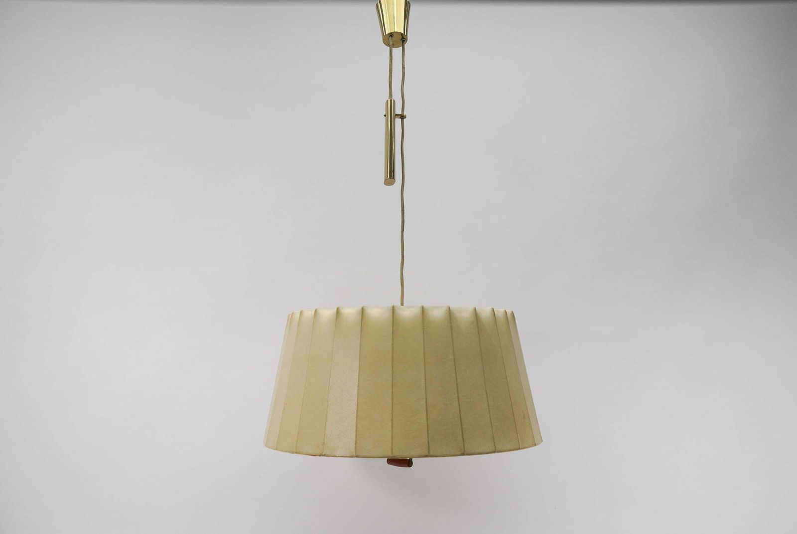 photo furniture Lovely Cocoon Counterweight Hanging Lamp By Münchener Werkstätten, 1950s Germany