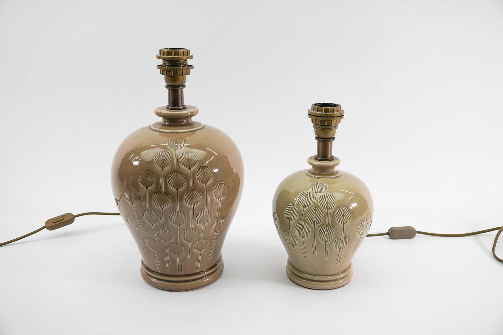 Two Scandinavian Ceramic Table Lamps With Great Leaf Pattern, 1960s photo vinterior