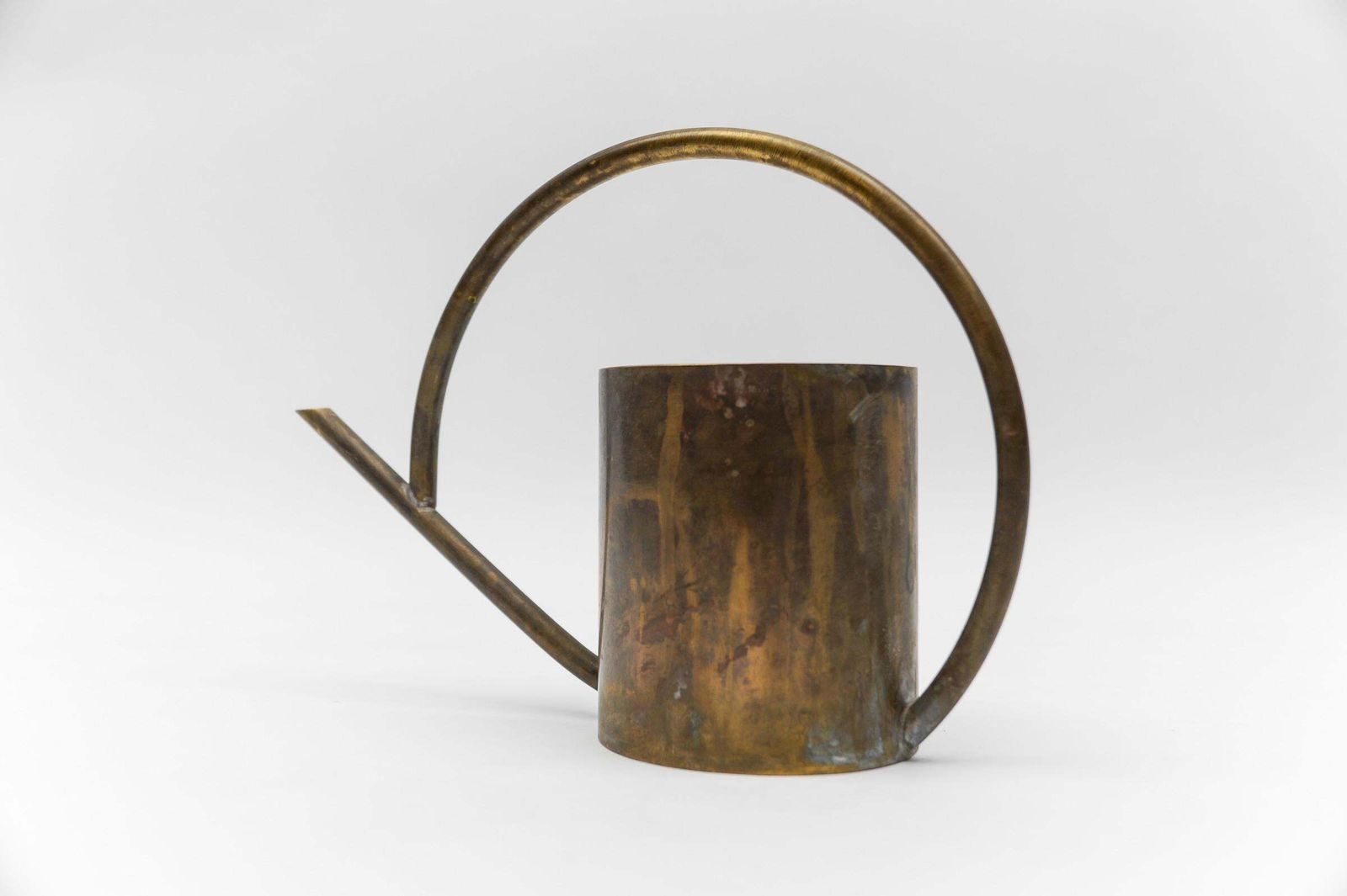 Art Deco Bauhaus  Watering Can In Massive Brass, 1930s / 1940s Germany photo vinterior