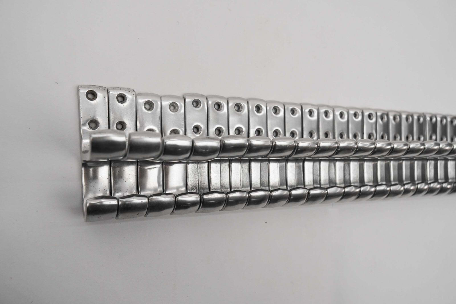 photo vinterior Set Of 35 Midcentury Aluminium Wall Hooks, Austria, 1950s
