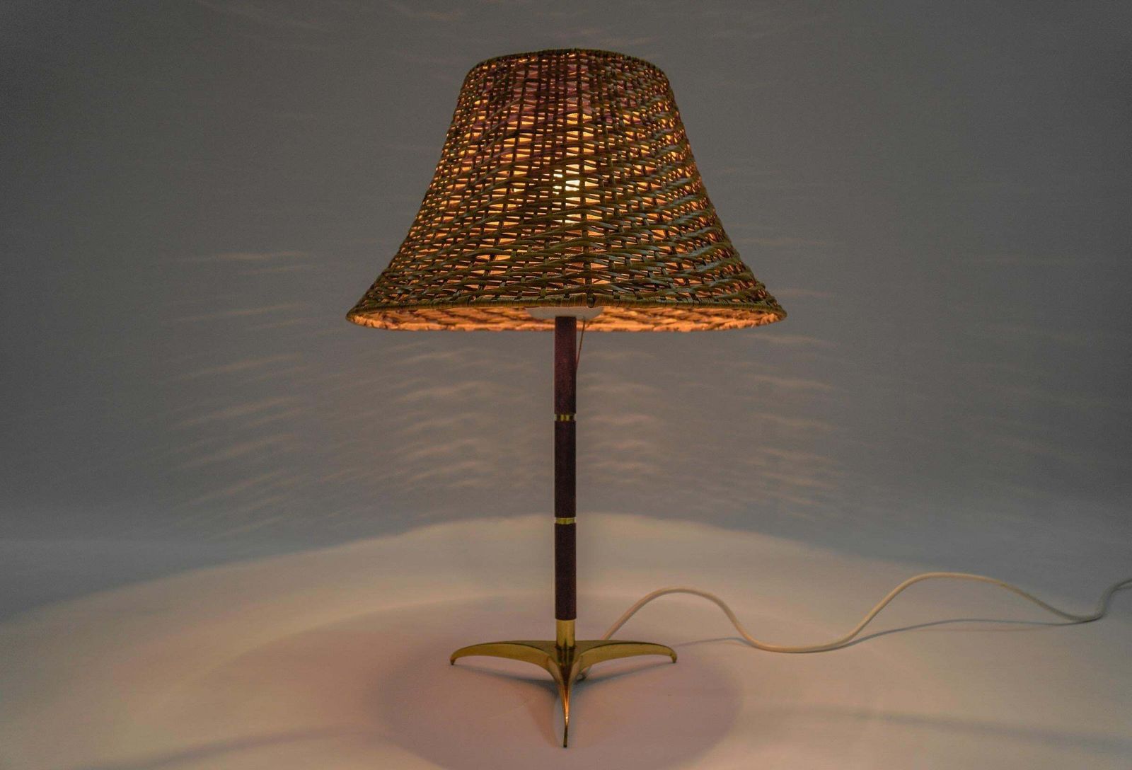 Lovely Mid Century Modern Table Lamp In Brass, Wicker And Teak, 1950s, Austria photo Lighting