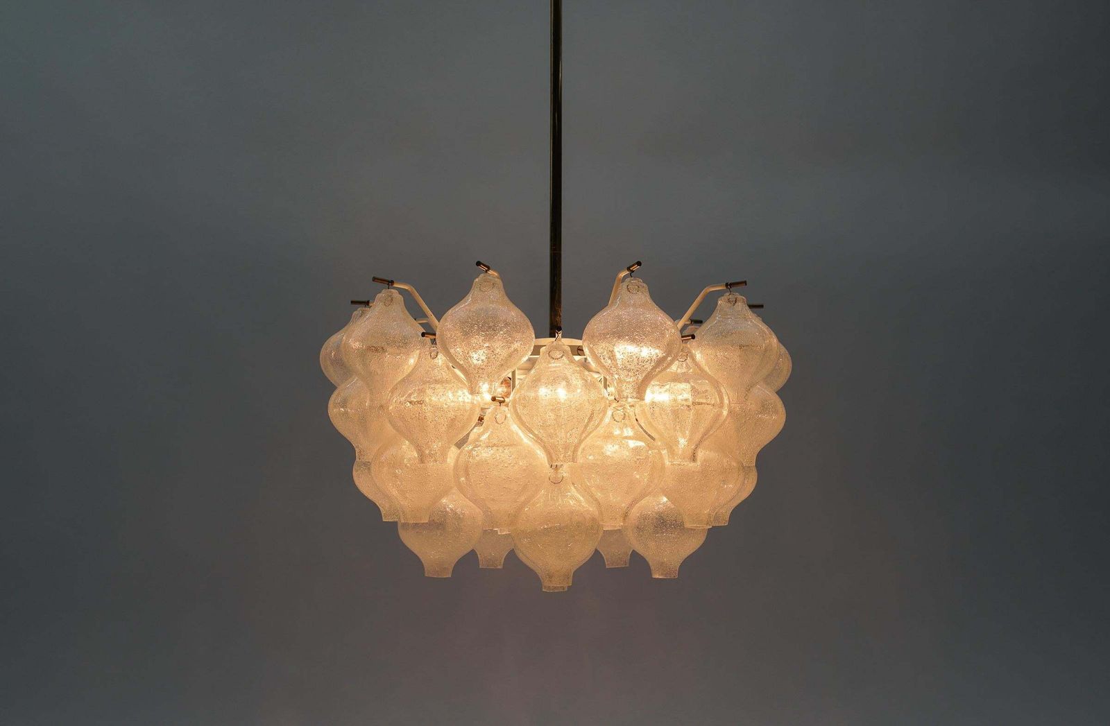 Large Ice Glass Chendelier "Tulipan" By J.T. Kamlar Franken Kg, 1960s Austria photo Lighting