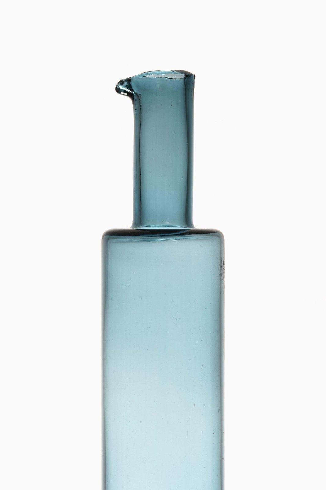 Glass Vase In Blue Glass By Nanny Still, 1950's By Riihimäen Laso Oy photo furniture