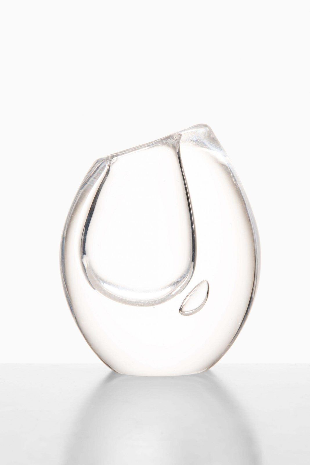 Vicke Lindstrand Vase Produced By Kosta In Sweden photo for sale