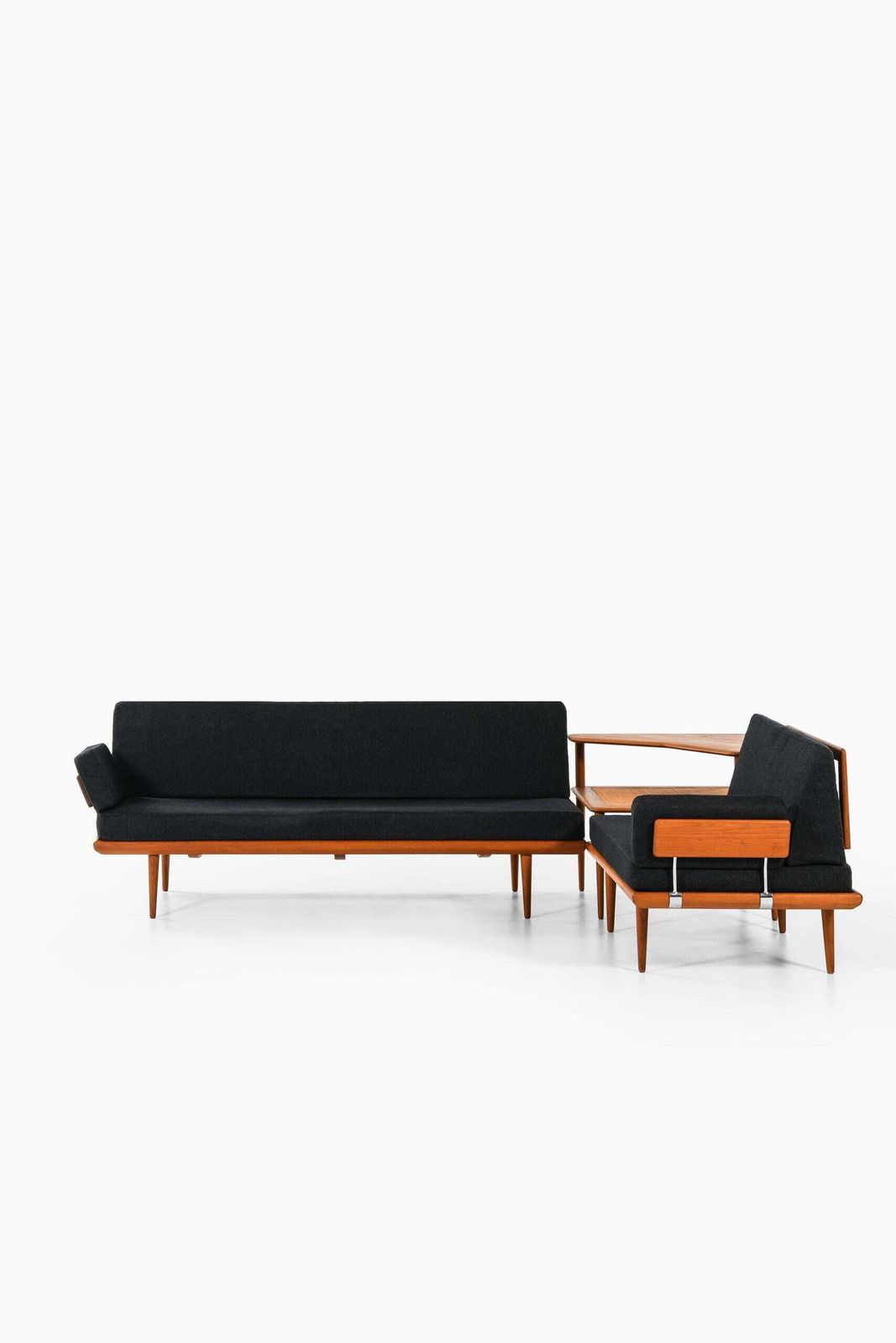 Peter Hvidt & Orla Mølgaard Nielsen Sofa Model Minerva By France & Daverkosen photo furniture