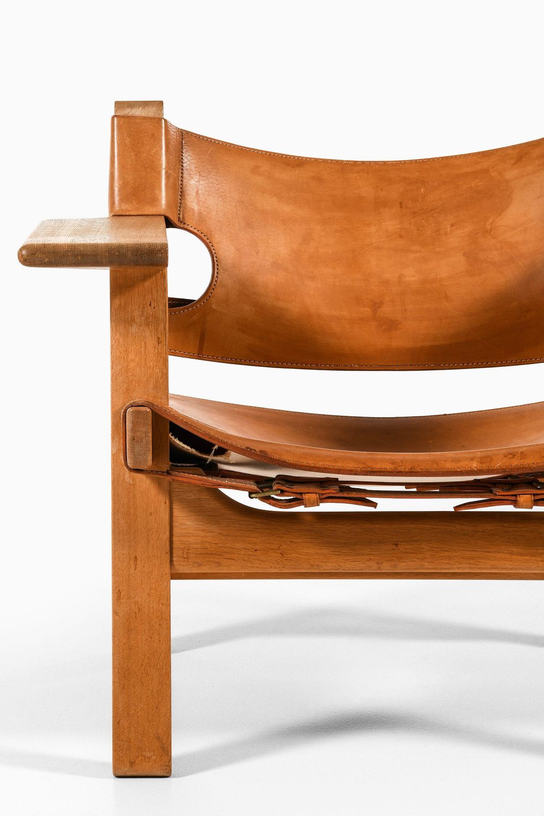 Pair Of Easy Chairs In Oak And Cognac Brown Leather By Børge Mogensen, 1950's photo Furniture