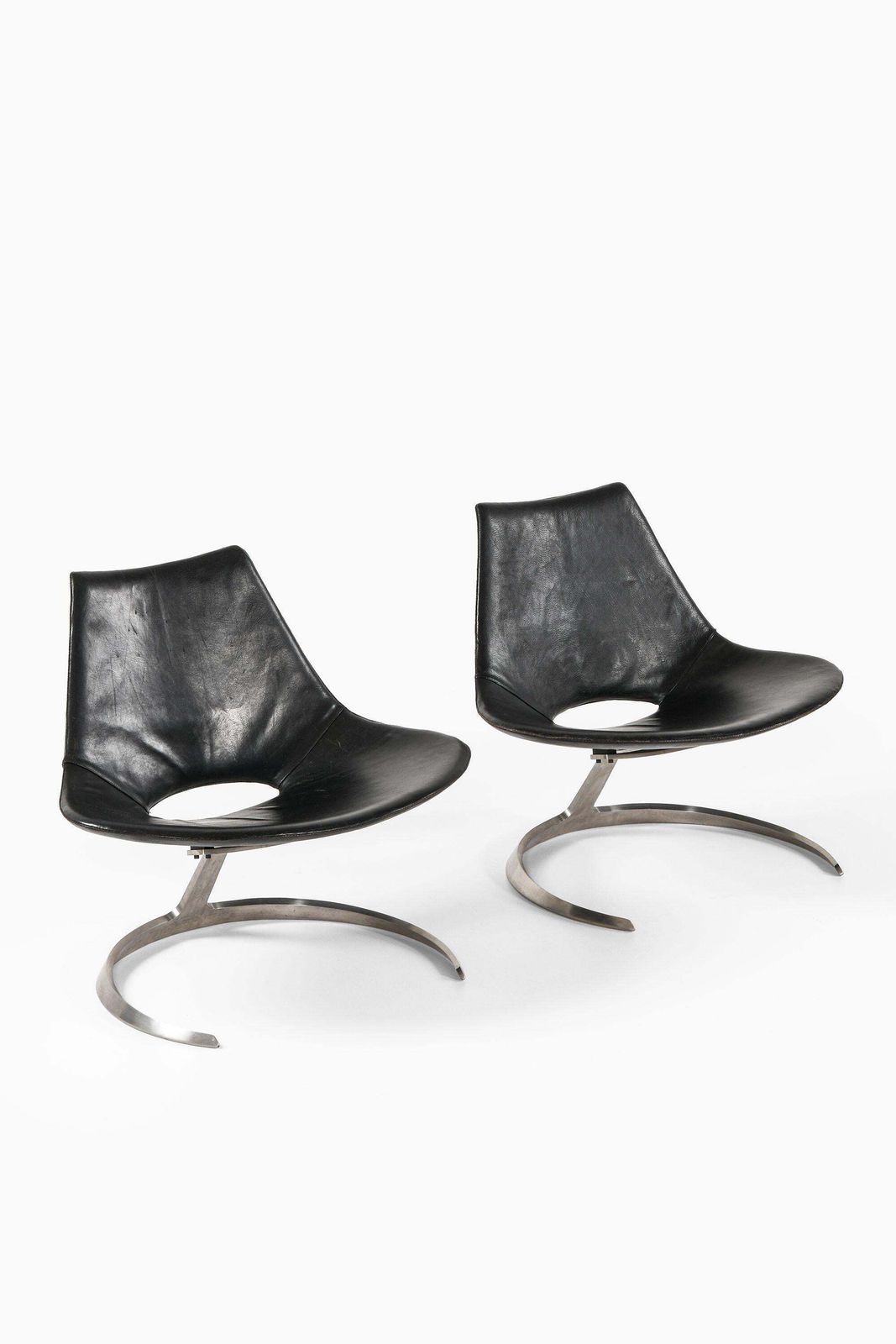 Preben Fabricius & Jørgen Kastholm Scimitar Easy Chairs Steel And Leather, 1960s photo furniture