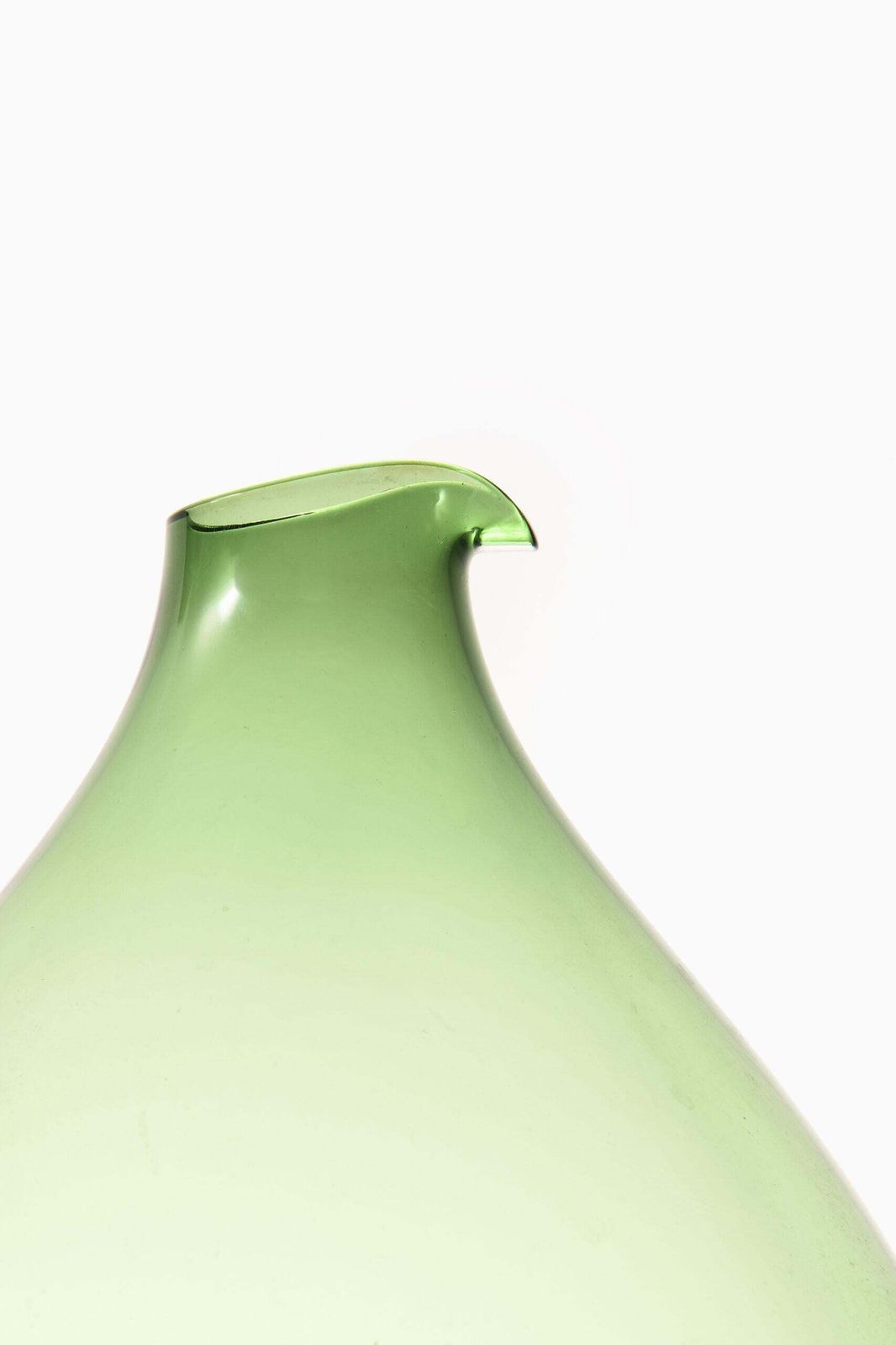 Kjell Blomberg Vase Produced By Gullaskruf In Sweden photo furniture