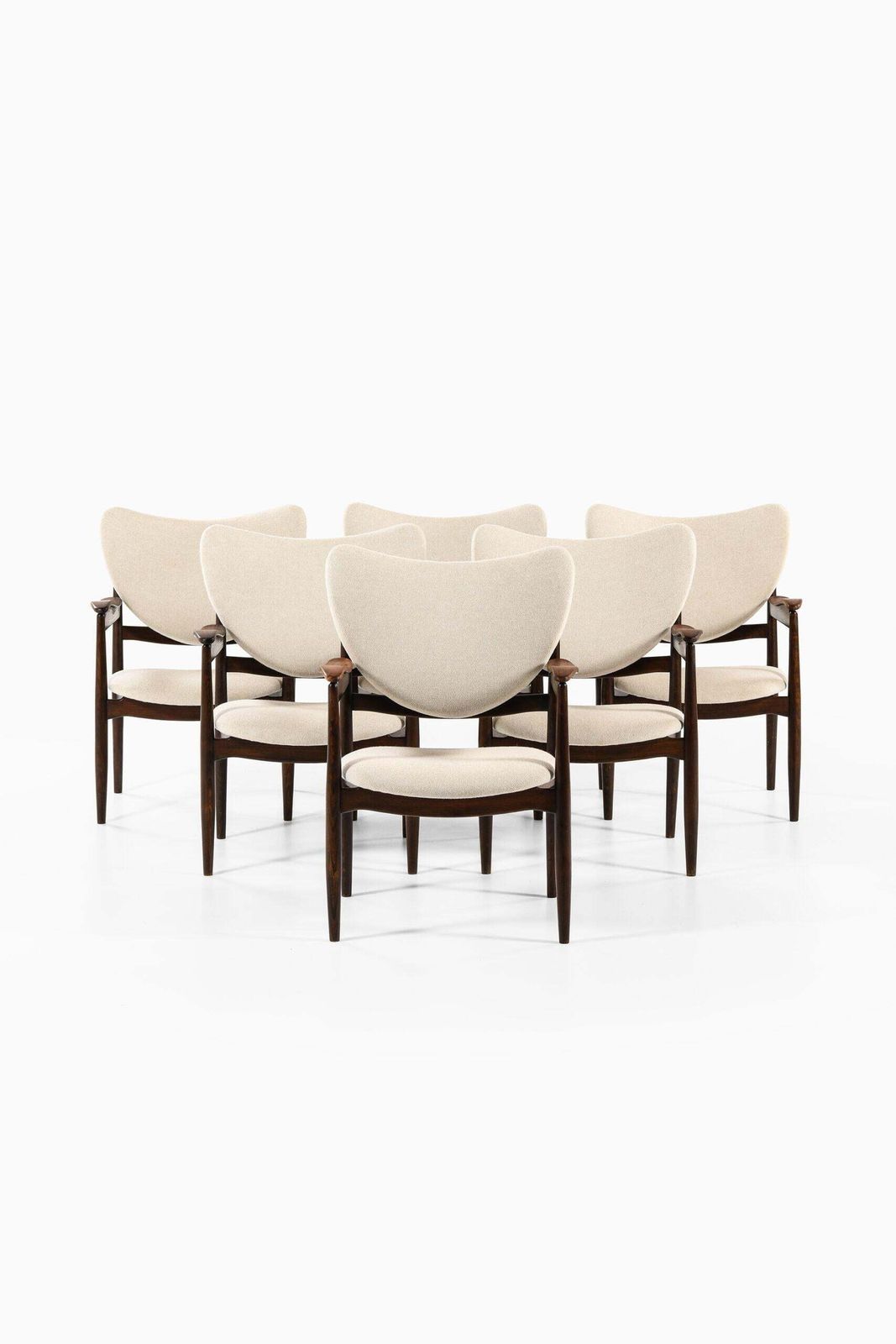 photo vinterior Finn Juhl Armchairs Produced By Søren Willadsen Møbelfabrik In Denmark