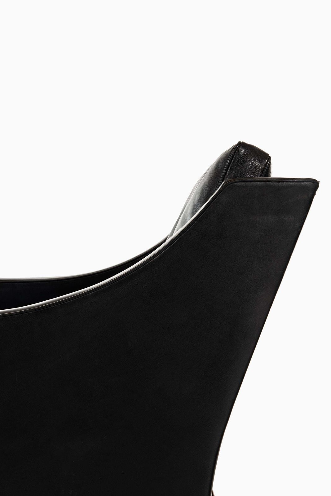 Børge Mogensen Easy Chairs Model 2207 By Fredericia Stolefabrik In Denmark photo Furniture