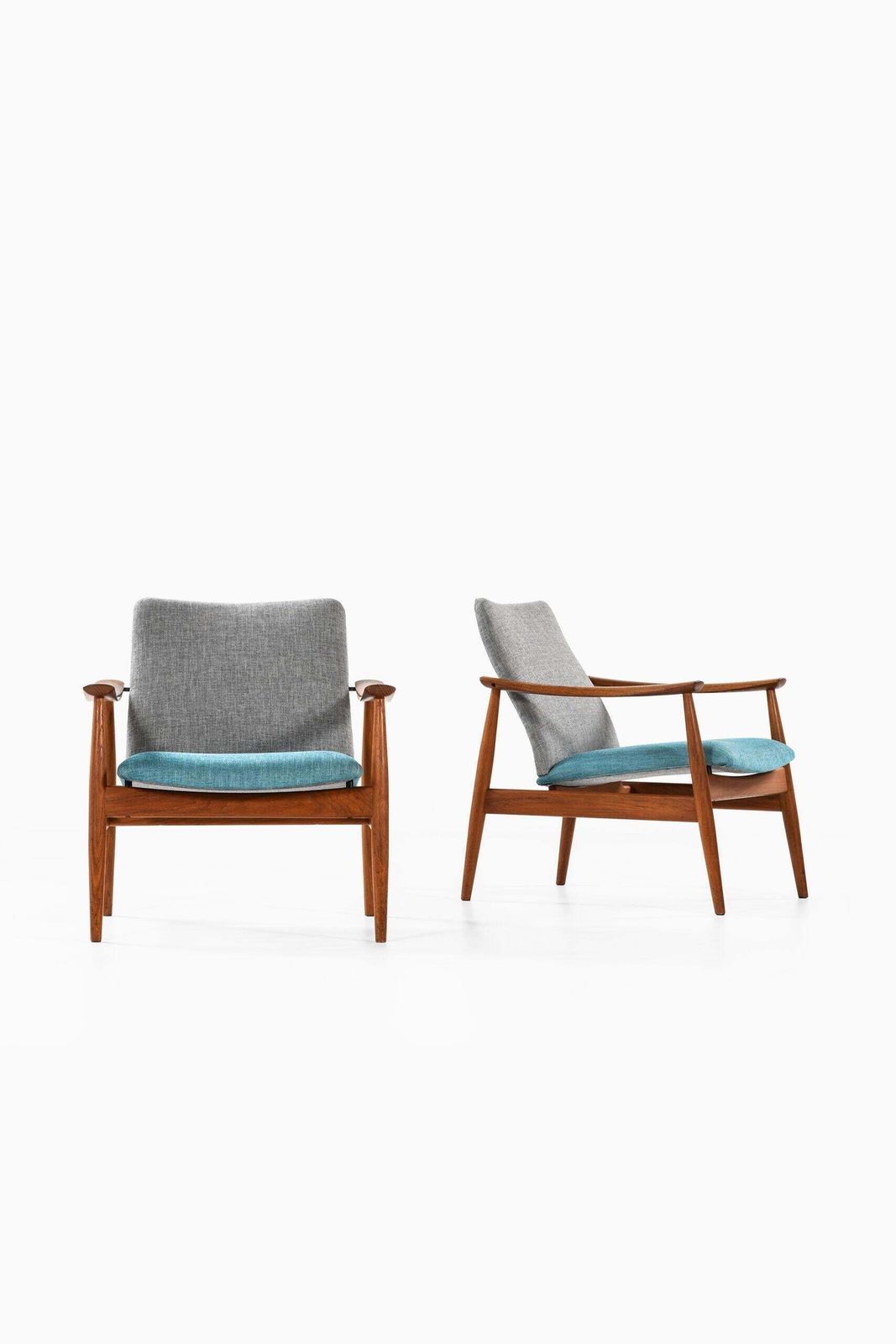 Finn Juhl Easy Chairs Model 138 Produced By France & Son In Denmark photo furniture